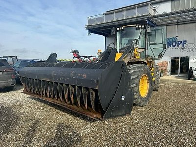 JCB Silage beiß bucket 3,75 м 17 шин