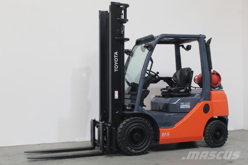 Toyota 02- 8FGF25