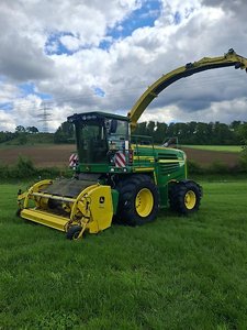 John Deere 7350