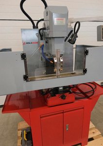 CNC Metal Milling Machine 3 Axis CNC Metall Holzmann CF476NANO 400V Action