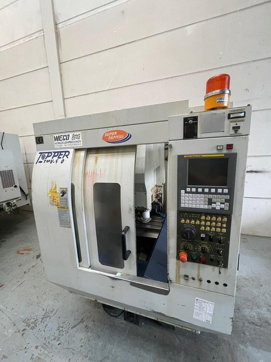 Topper TMV 510 machining center