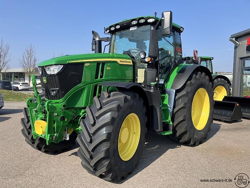 John Deere 6R 250