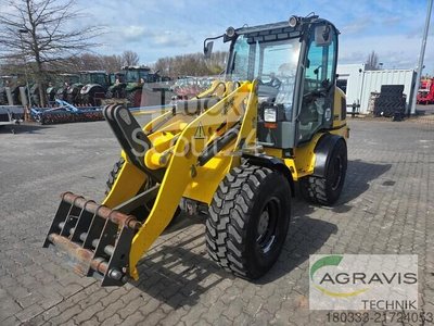 Použitý zemědělský nakladač Neuson WL57