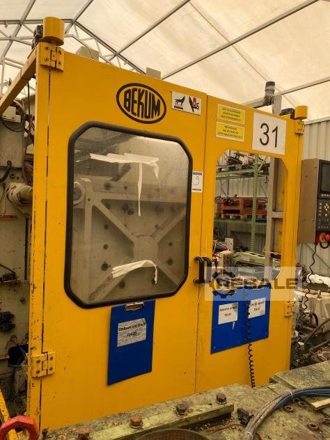 Maszyny do formowania dmuchanego BEKUM BA 15 / E (Bis 40L)