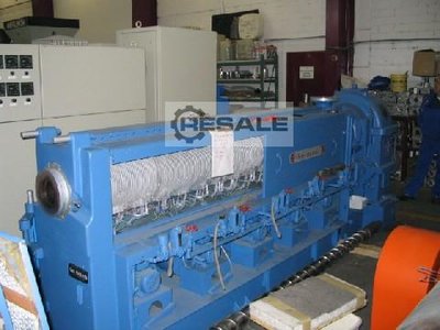 Wytłaczarka jednośrubowa THERMATIC E 115 / 26 V