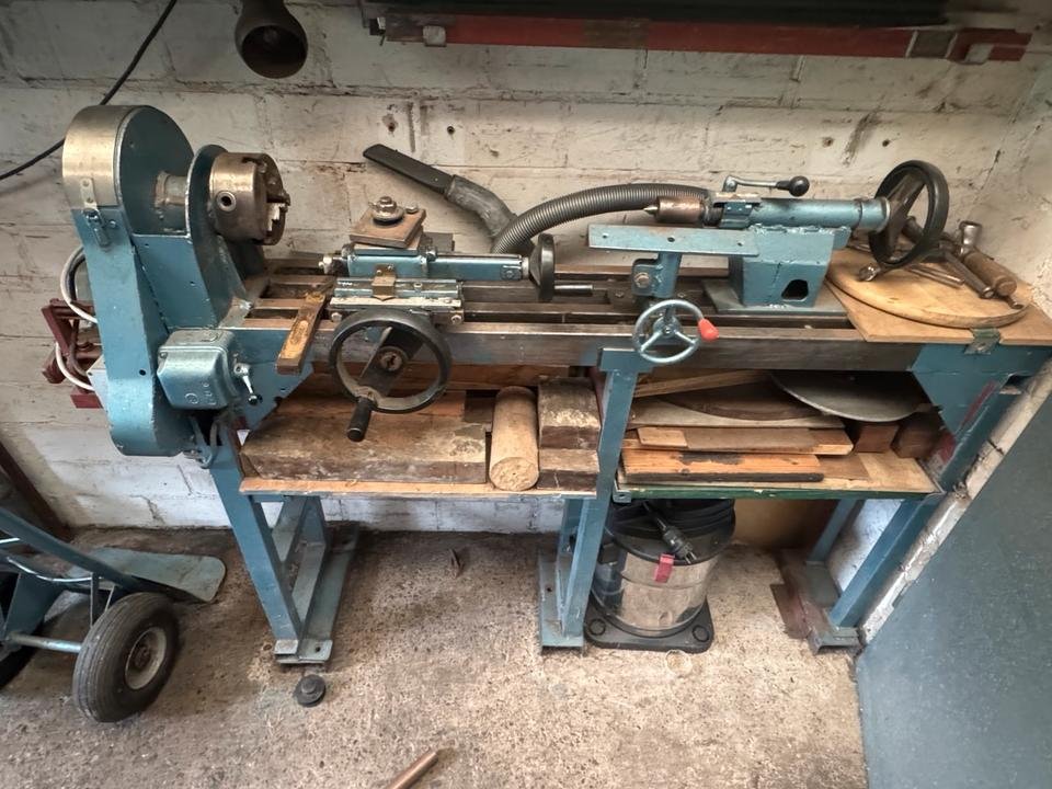 Metalowa tokarka z 3-piekarnikową podszewką - Vintage