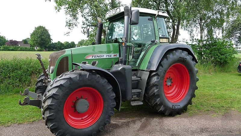 Fendt Favorite 714 Vario TMS