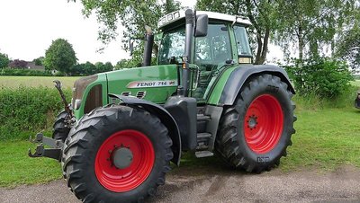 Fendt Favorite 714 Vario TMS