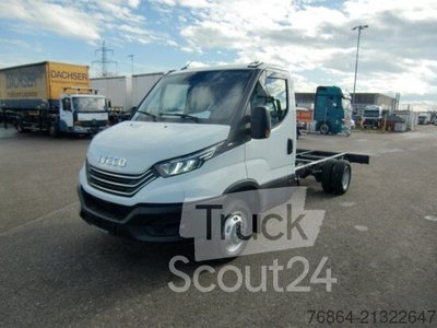 Transporter Fahrgestell IVECO DAILY 40 - 180 FAHRGESTELL, E6 AUTOMATIK neu