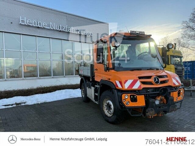 Специальный грузовик Mercedes-Benz Unimog U 318