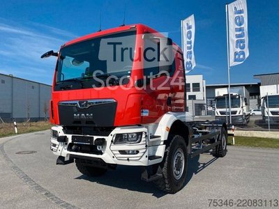 Грузовое шасси MAN TGM 18.250 4x4 BB/ шасси/3 сидений/новое используемое