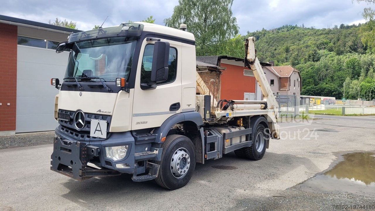 Погрузчик Mercedes-Benz AROCS 2033 Meiller Winter Service