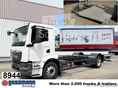 Грузовик с пауком (открытый) MAN TGM 18.290 4x2 BL CH, Navi, светодиодный новый