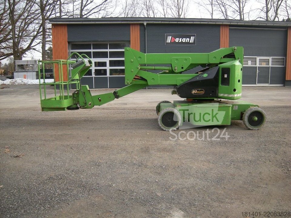 articulated telescope arm JLG N40E used