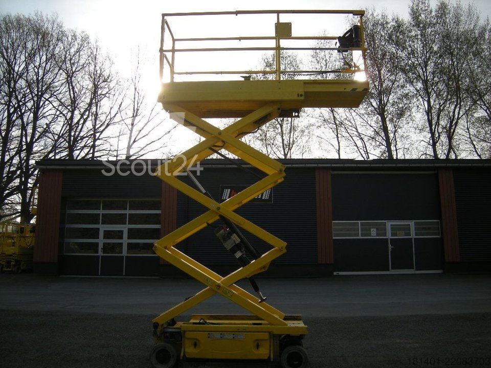 Scissors lifting platform JLG 1930ES (ID3409) used