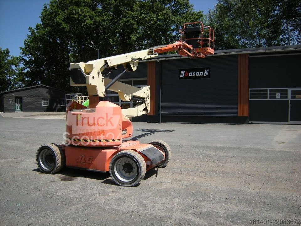 articulated telescope arm JLG E450 AJ used
