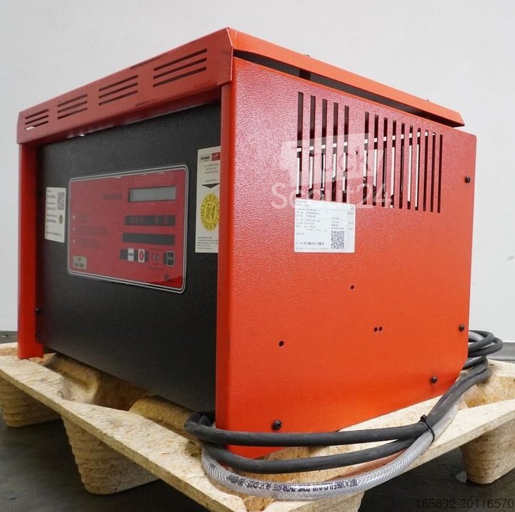 Gabelstaplerbatterie INDUSTRIE AUTOMATION Intronic B EU E 24V/80A gebraucht