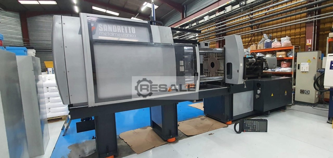 Injection molding machines SANDRETTO serie NS 230 T
