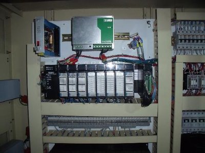 Injection molding machines HUSKY INJECTION SYSTEMS GL225RS60/50