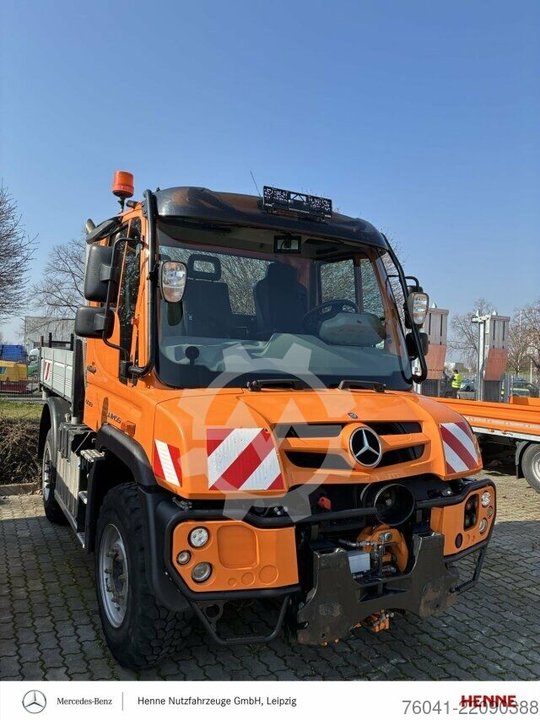 Mercedes-Benz Unimog U 319