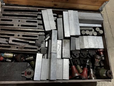 Konvolut Spannzeuge und Vorrichtungen für Fräsmaschine