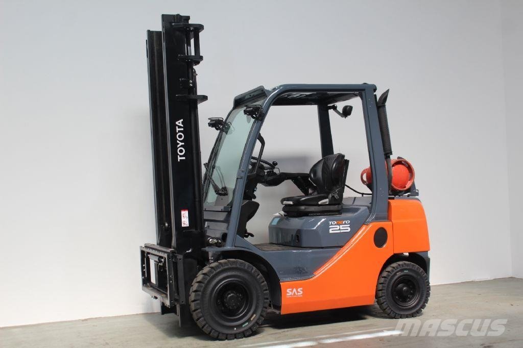 Toyota 02-8FGF25