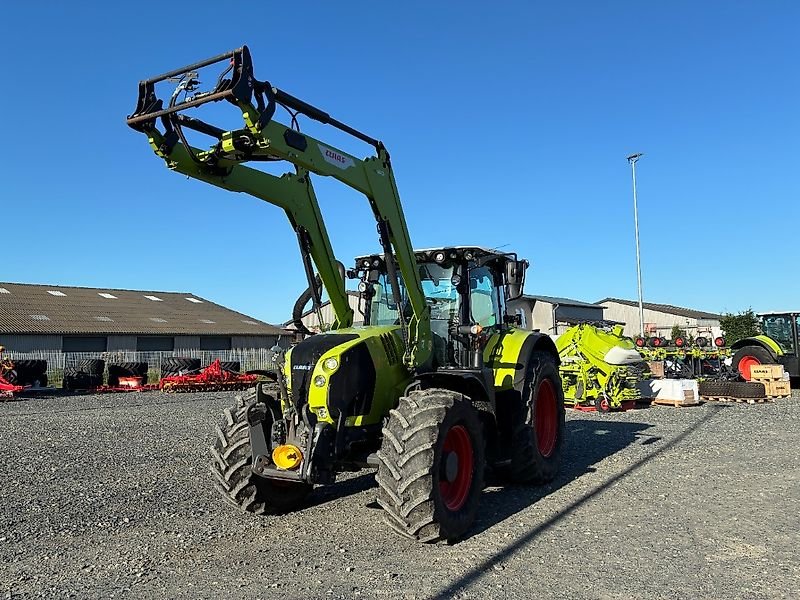 Claas Arion 650 CIS +