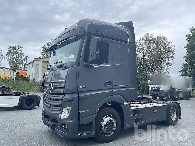 Mercedes-Benz Actros 1851 LS 4x2