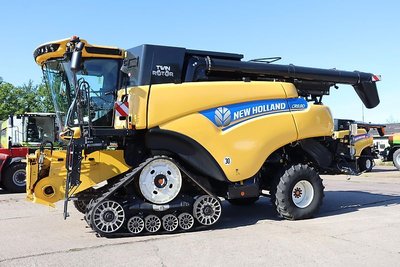 Nowy Holland CR 8.80 RAUPE.GPS