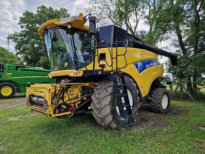 Nowy Holland CR9090 Wzrost w roku MY2010