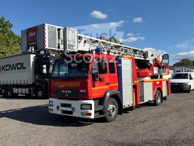 Speciální truck MAN LE 15.280 METZ DLK 23-12 PLC 3.2 L32 Použitý rotační žebřík