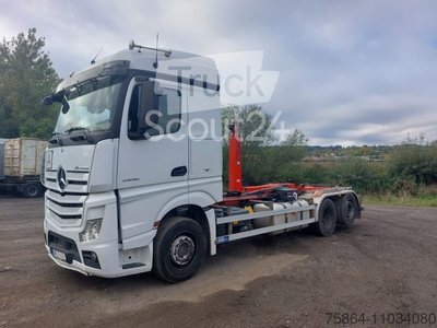 MERCEDES-BENZ Actros 2646 , 6x2 , HIAB XS20 використовується
