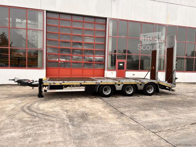 Низький причіп для навантажувача Möslein TTA33 Schwebheim 31 t Tridemtieflader articulated, Newly used