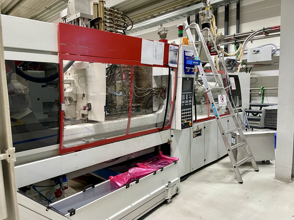Wielokomponentowe wtryskarki ENGEL ES 1350H 200W / 300HL- 2F