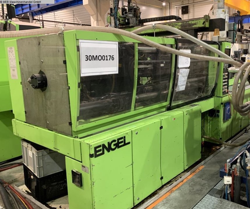 Пластикові ін'єкційні машини ENGEL ES 700 / 175 STND
