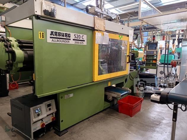 Plastikowe wtryskarki ARBURG 520 C - 2000- 675- Allrounder