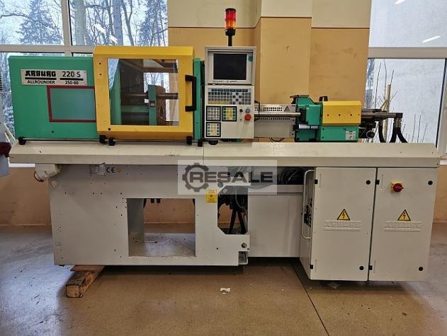 Plastikowe wtryskarki ARBURG 220 S 250 - 60
