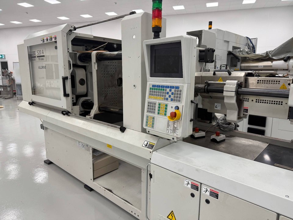Specjalne wtryskarki ARBURG 520 A 1600- 400 Wszystkie elektryczne