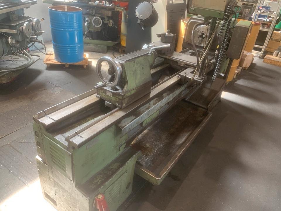Lathe Matra MD25