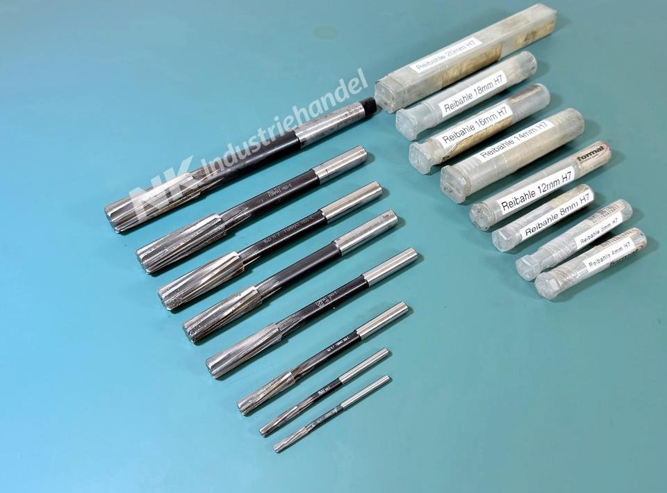 8x NC- Reibahle Ø4 - 20 mm H7 HSS- Reibahle frezarka CNC