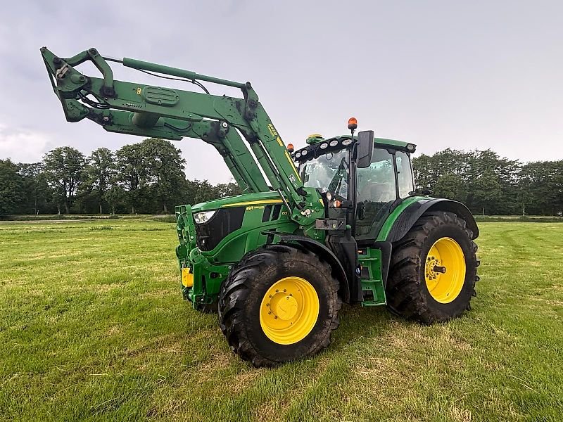 Ciągnik John Deere 6R 155