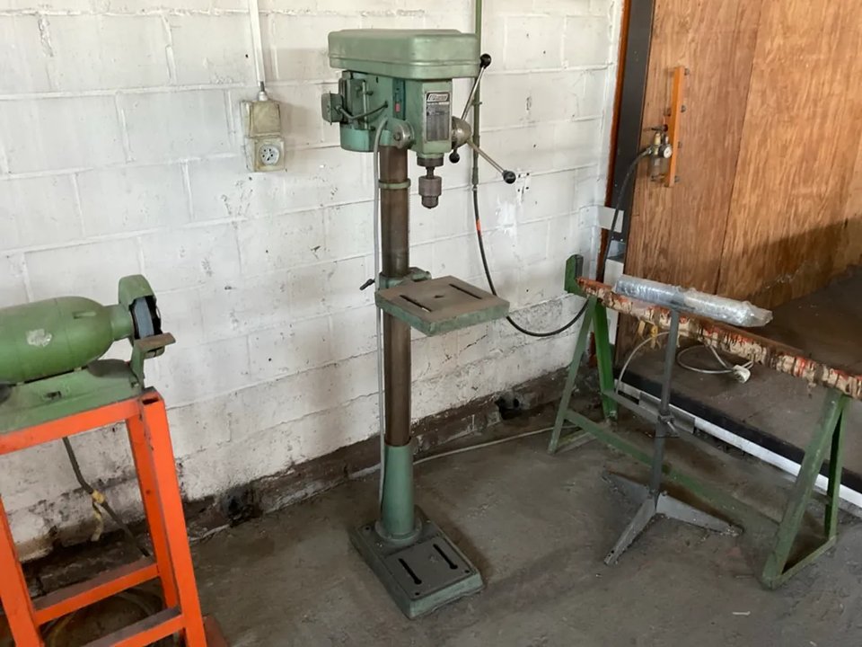 Ermaco THD 16F Säulenbohrmaschine
