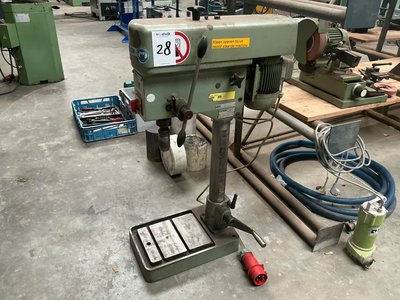 Ixion BT15 Säulenbohrmaschine