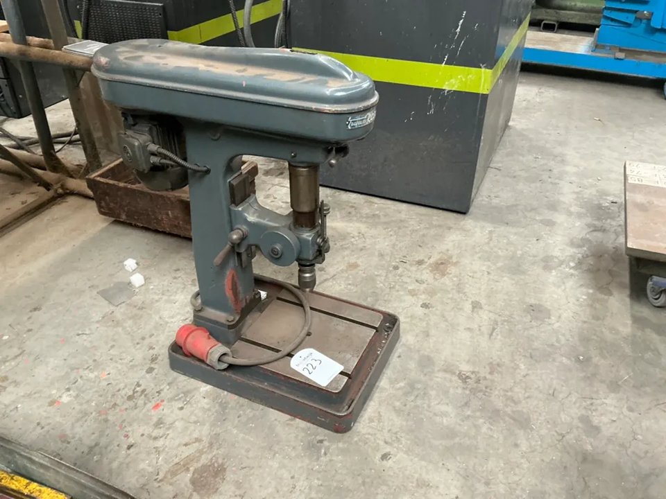 Trapani Rosa Milan RS1 Säulenbohrmaschine