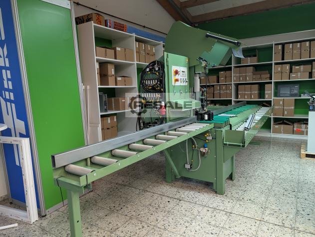 Stroje na výrobu oken pro plastová okna URBAN AMS 6010 automatický srewdriver