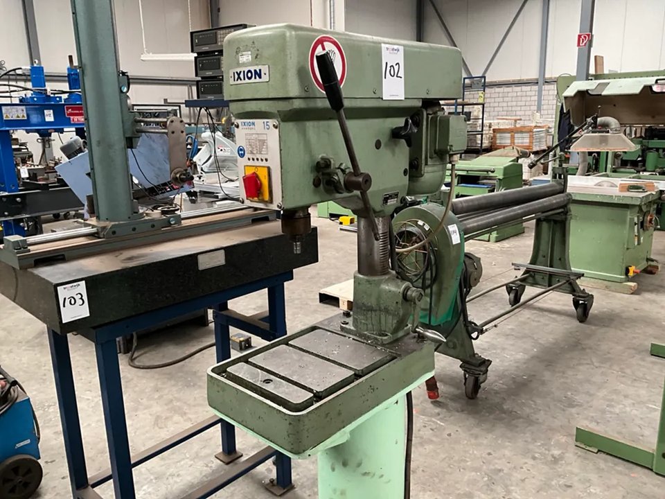 1989 Ixion BT 15 Säulenbohrmaschine