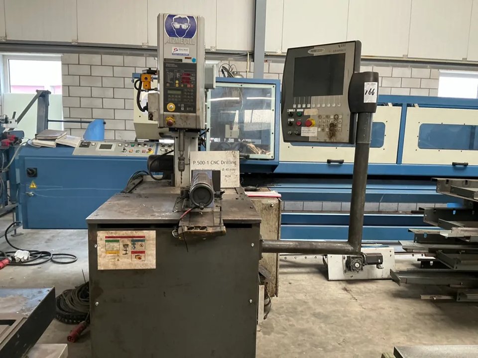 Alzmetal/Pehu AC32 CNC-Bohrlinie