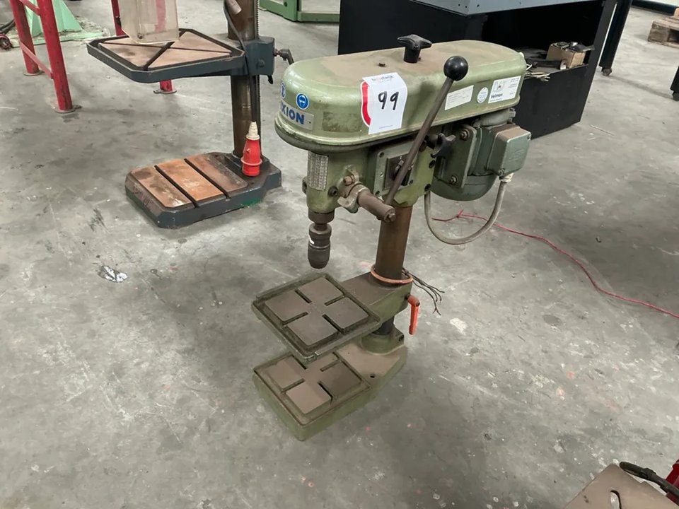 Ixion BT13P Säulenbohrmaschine