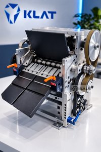 Składane kartonowe maszyny GUK LANG APARATENBAU FM76