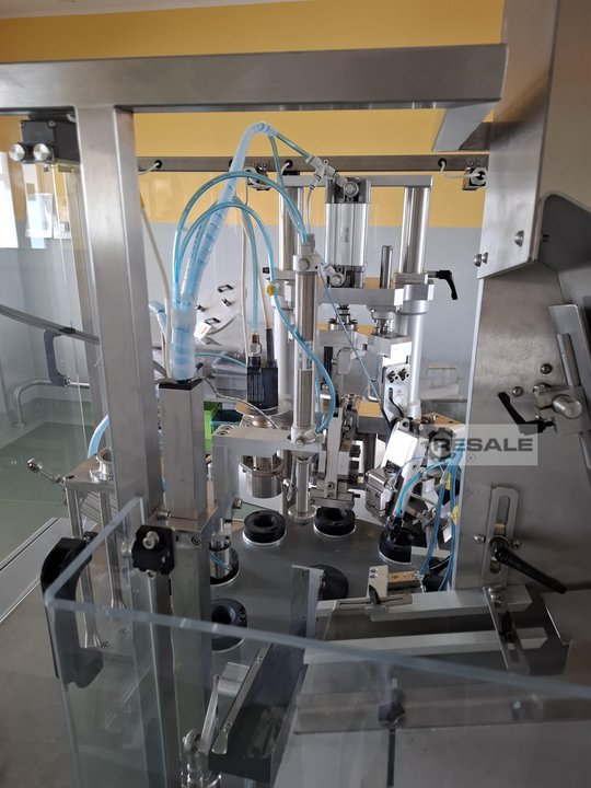 Collapsible-tube filling machines IMACO Sigma P
